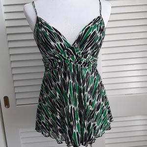 Diane vonFurstenberg Top sz M 🎈3/$10